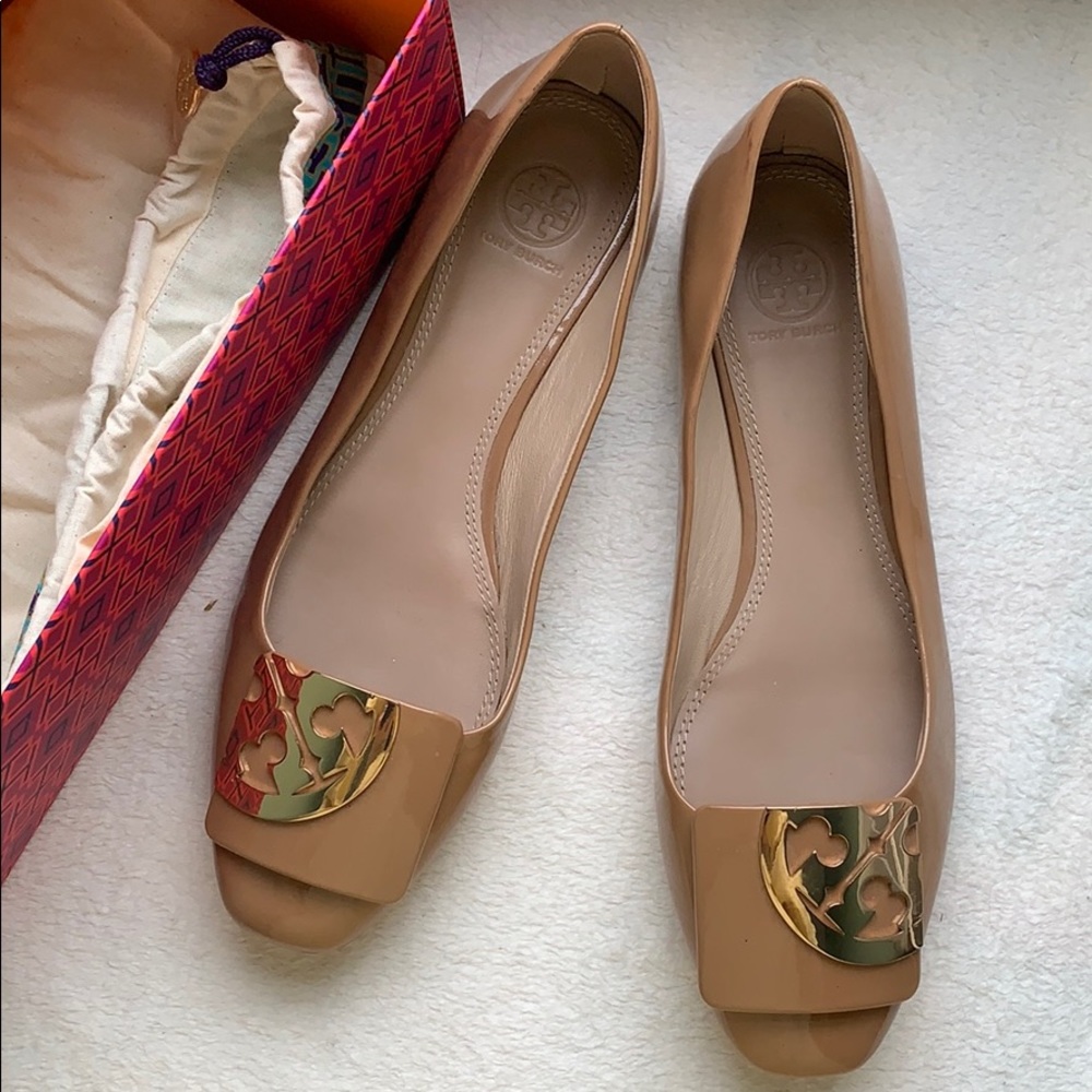 Tory Burch Logo flat
